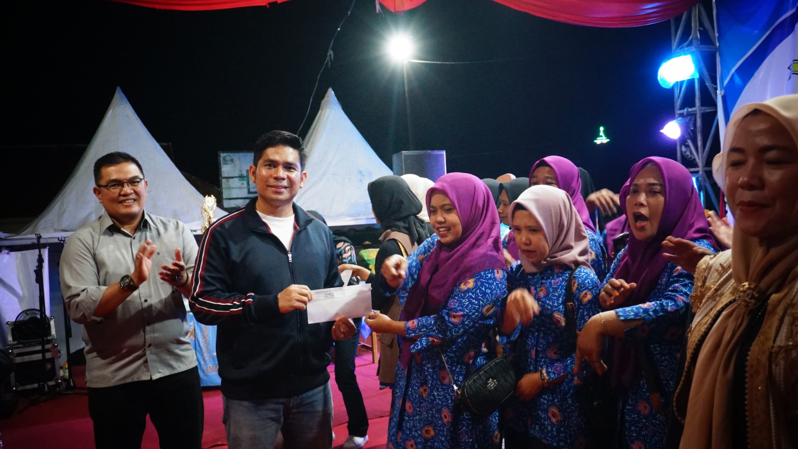 Wabup Serahkan Penghargaan Pemenang Festival dan Desa Wisata Terbaik di Rejang Lebong, Ini Daftarnya!