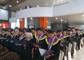 Politeknik Rafflesia Curup Gelar Wisuda 152 Mahasiswa Angkatan XX Diploma III Angkatan 2024/2025, Ini Lulusan Terbaiknya!